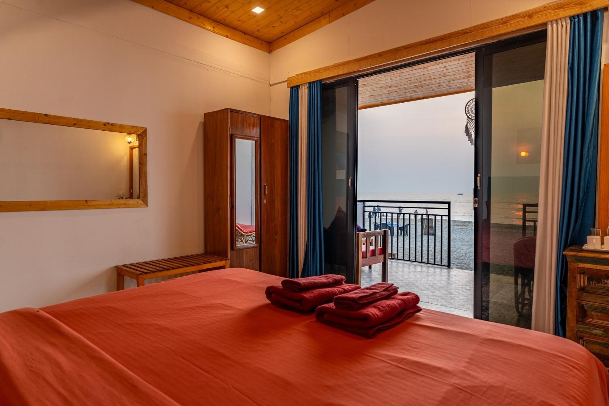 Simrose Hotel Agonda Eksteriør billede